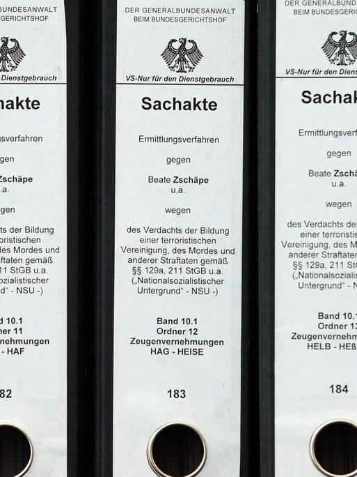 Akten des Generalbundesanwalts beim Bundesgerichtshof während des NSU-Prozess in München gegen Beate Zschäpe.