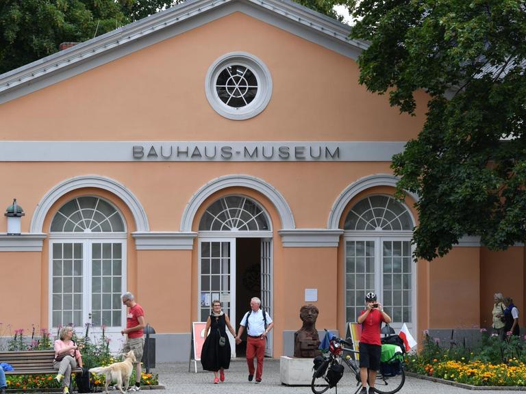Das Bauhaus-Museum in Weimar. Der Bau soll demnächst zum neuen "Haus der Weimarer Republik" umgewandelt werden.