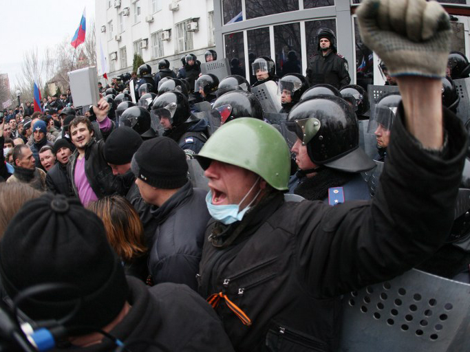 Pro-russische Demonstranten in Donezk