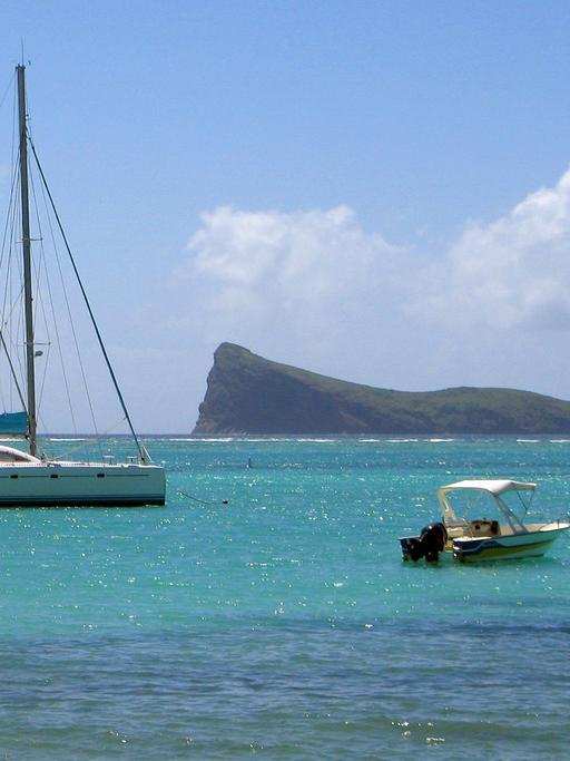Boote vor der Ile Coin de Mire auf Mauritius, aufgenommen am 06.04.2008.