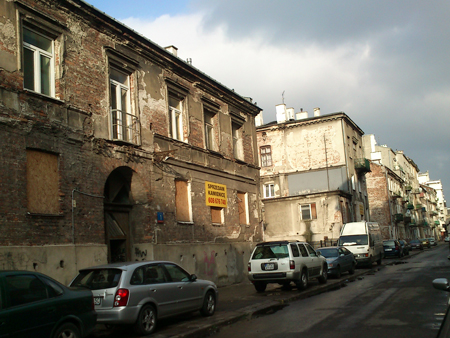 Mitten auf der Mała-Straße wurde für dne "Pianist" die Ghettomauer nachgebaut.