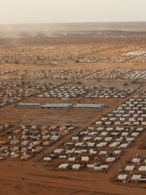Blick auf das Flüchtlingslager Dadaab in Kenia