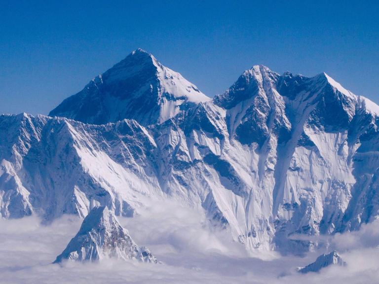 Der Mount Everest von Nepal aus gesehen
