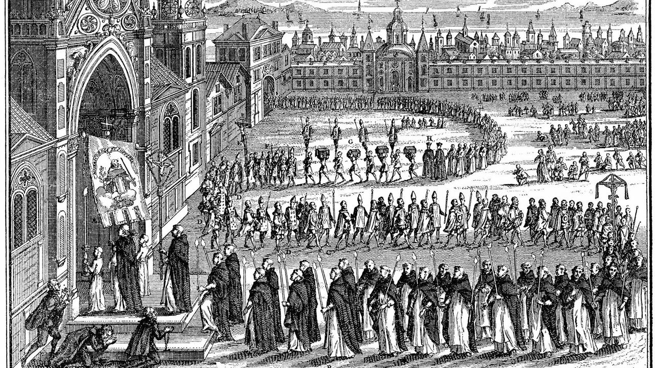 Ein Kupferstich von 1723, Inquisition in Spanien, Zug der Ketzerrichter und der zum Tode verurteilten Ketzer zur Kirche (Bild: imago stock&people)