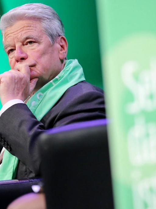 Bundespräsident Joachim Gauck während der Podiumsdiskussion auf dem 100. Deutschen Katholikentag in Leipzig.