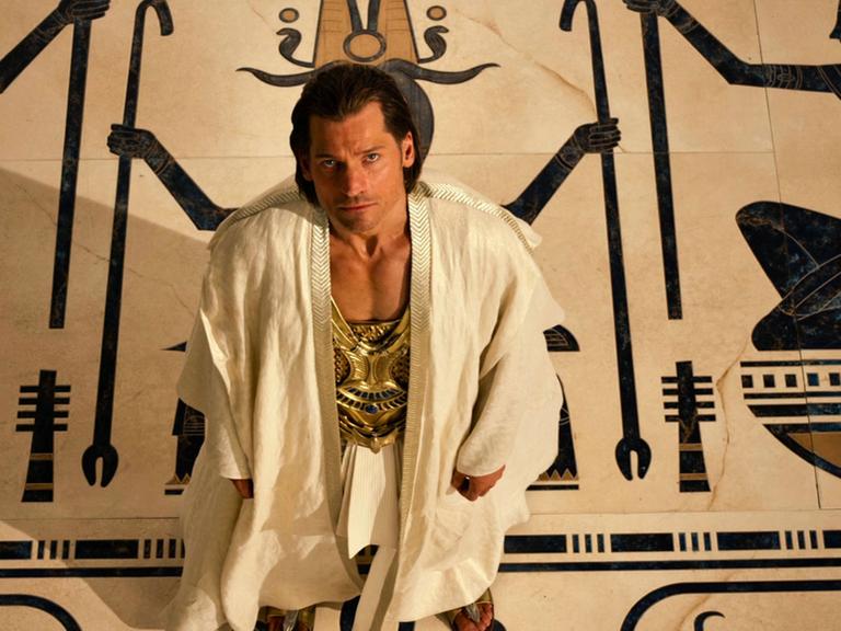 Nikolaj Coster-Waldau als Horus in einer Szene des Kinofilms "Gods Of Egypt" (undatierte Filmszene). Der Film kommt am 21.04.2016 in die deutschen Kinos.
