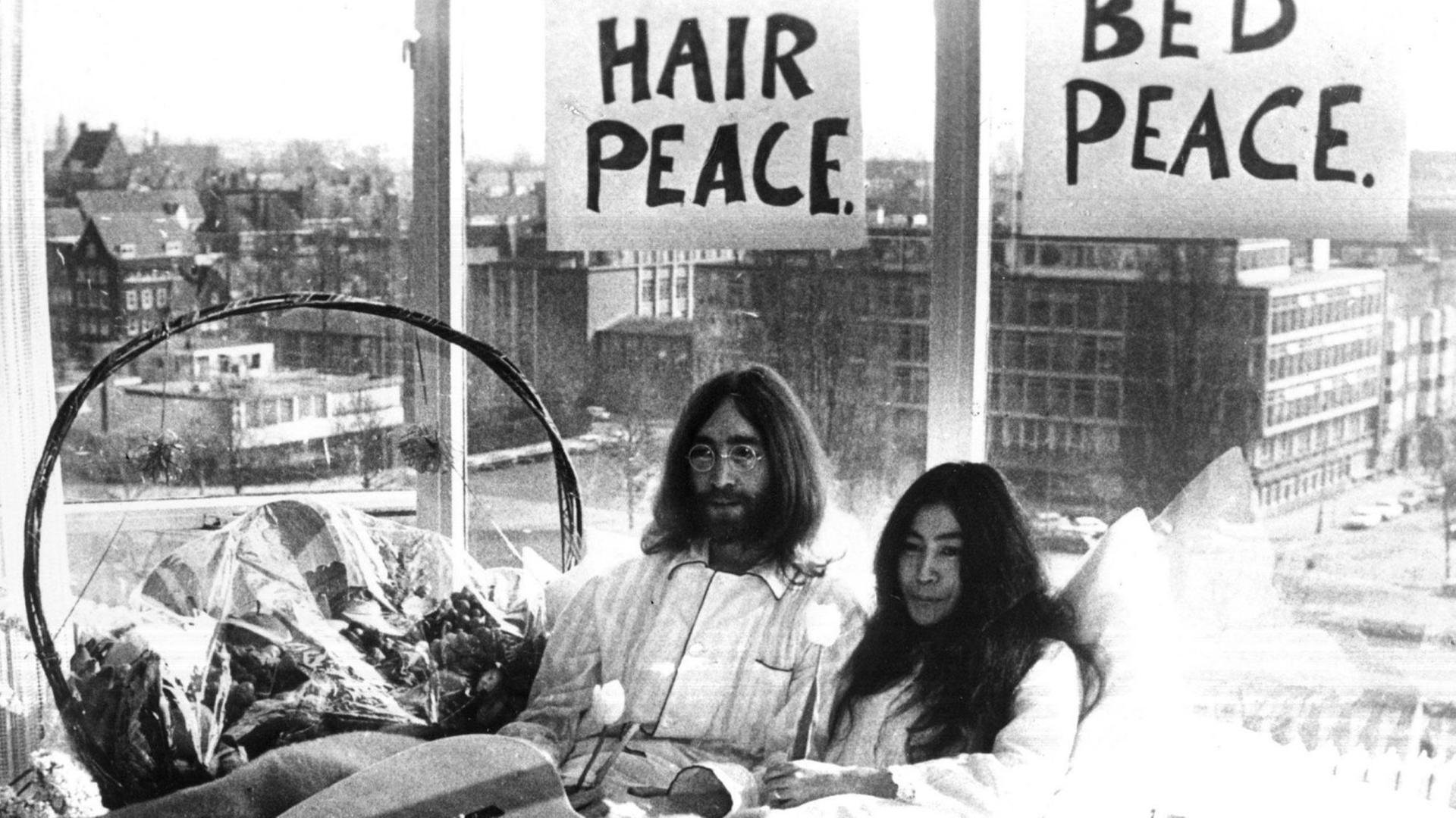 john lennon and yoko ono bed in