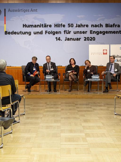 Veranstaltung "Humanitäre Hilfe 50 Jahre nach Biafra" im Auswärtigen Amt in Berlin