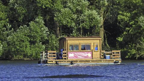 Hausboot auf Templiner See.