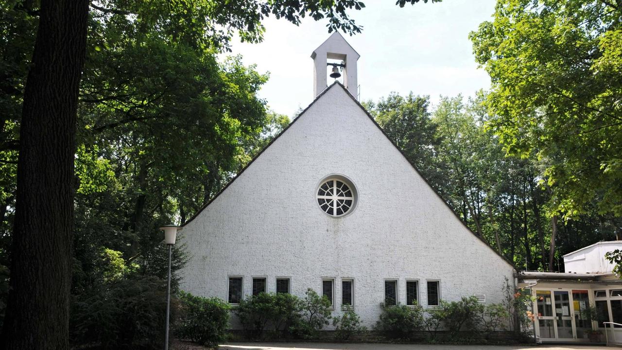 Johanneskirche In Wuppertal-Elberfeld am 18.07.2014. Die evangelische Kirche wurde 1948/49 nach dem Notkirchenprogramm des Architekten Otto Bartning (1883-1953) erbaut. Foto: Imago / epd