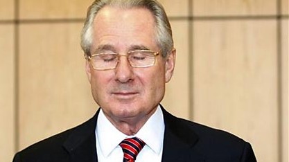 Ex-Postchef Klaus Zumwinkel vor dem Landgericht Bochum
