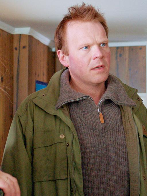 Filmstill mit Primus (Anders Baasmo Christiansen) und seiner Frau Hanni (Henriette Steenstrup) aus "Welcome to Norway"
