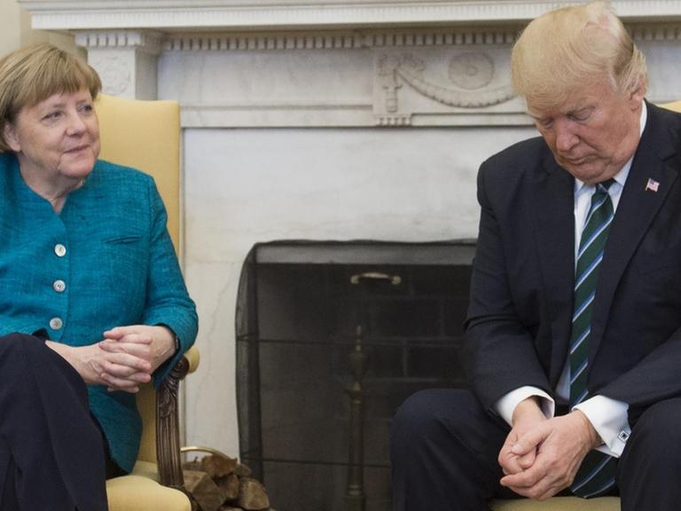 Bundeskanzlerin Angela Merkel und US-Präsident Donald Trump im Oval Office