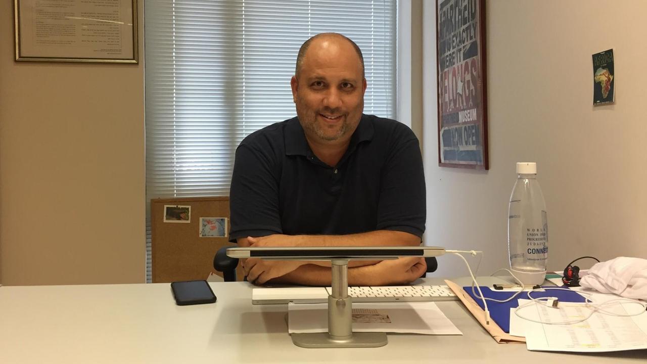 Steven Beck, stellvertretender Direktor des Religious Action Center.