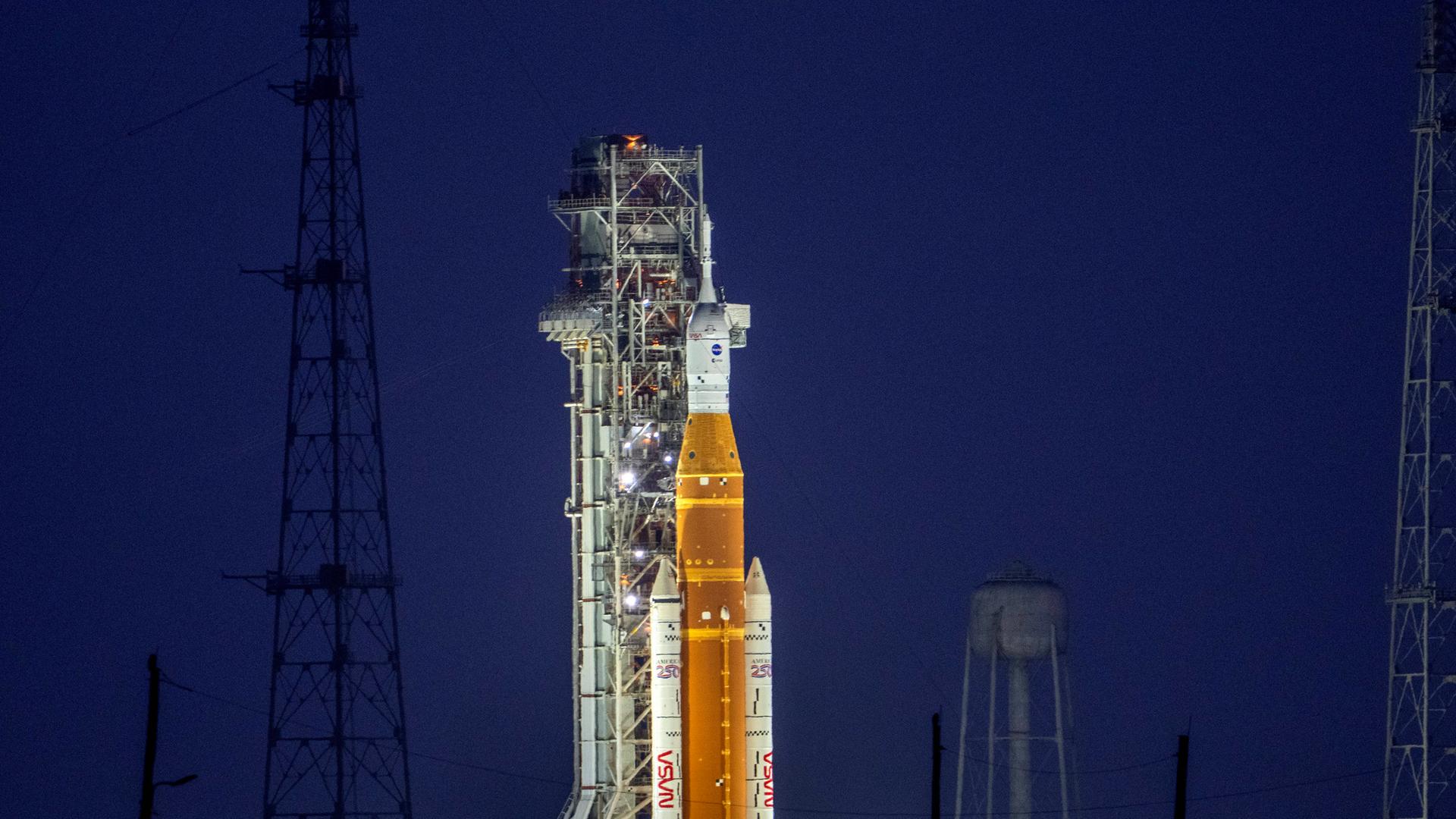 Nasa-Rakete Artemis II ist startklar für Mondmission