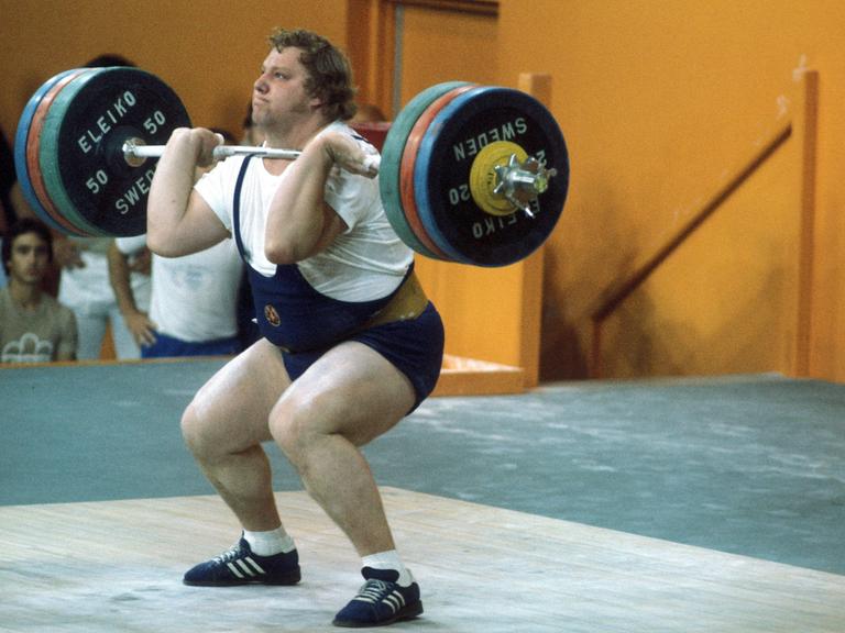 Der Gewichtheber Gerd Bonk bei den Olympischen Spielen 1976 Der Gewichtheber Gerd Bonk bei den Olympischen Spielen 1976