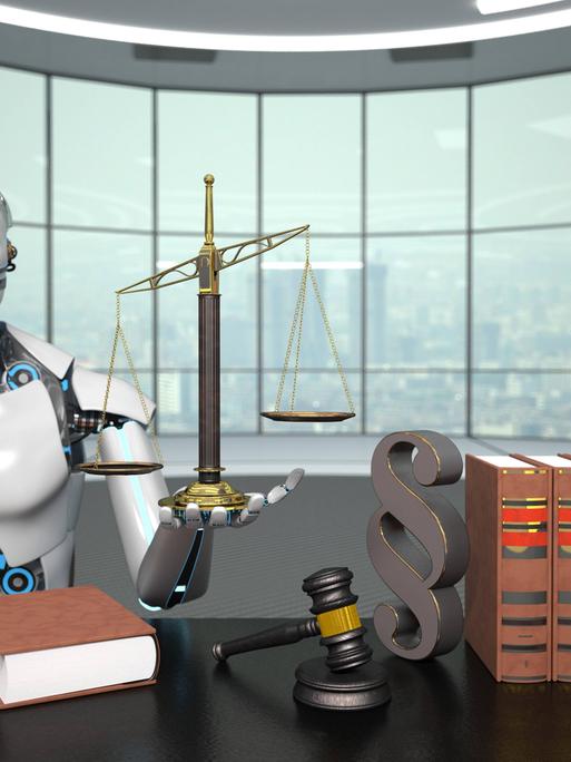 Ein „Roboter-Richter“ hält eine Waage; er sitzt an einem Tisch mit Gesetzestexten, einem großen Paragraphen, einem Hammer, im Hintergrund durch die Fensterfront die Skyline einer Großstadt