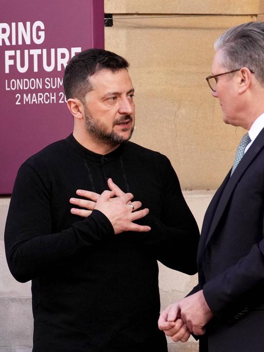 Ukraines Präsident Selenskyj und der britische Premier Starmer. Ukraines Präsident Selenskyj und der britische Premier Starmer.