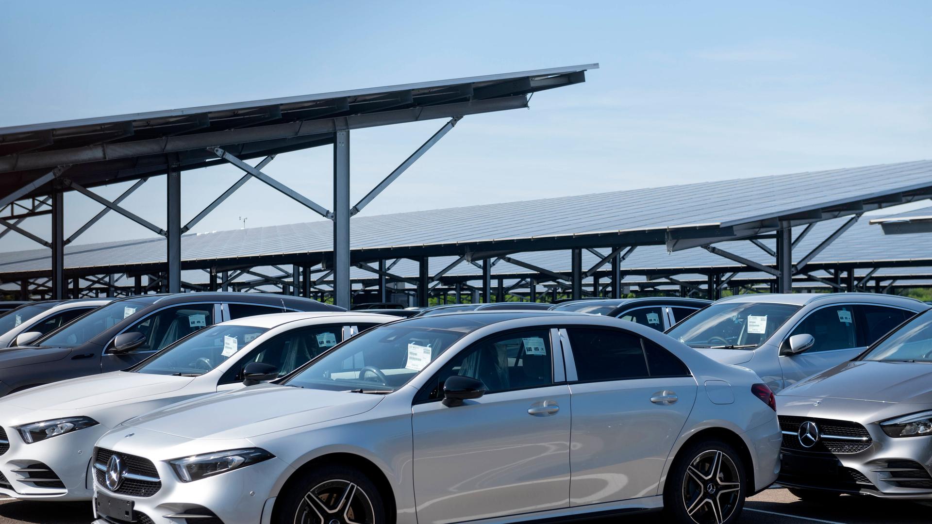 Überdachte Solar-Parkplätze in Frankreich Überdachte Solar-Parkplätze in Frankreich