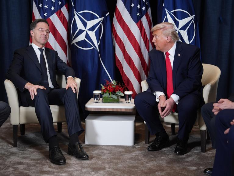 US-Präsident Trump spicht mit mit NATO-Generalsekretär Rutte