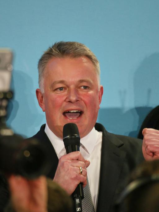 Gordon Schnieder auf der CDU-Wahlparty nach den ersten Prognosen