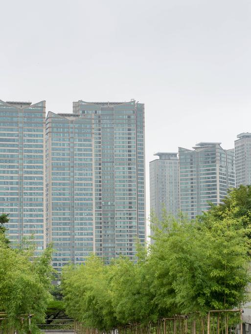 Moderne Wohnhäuser in Seoul, Südkorea