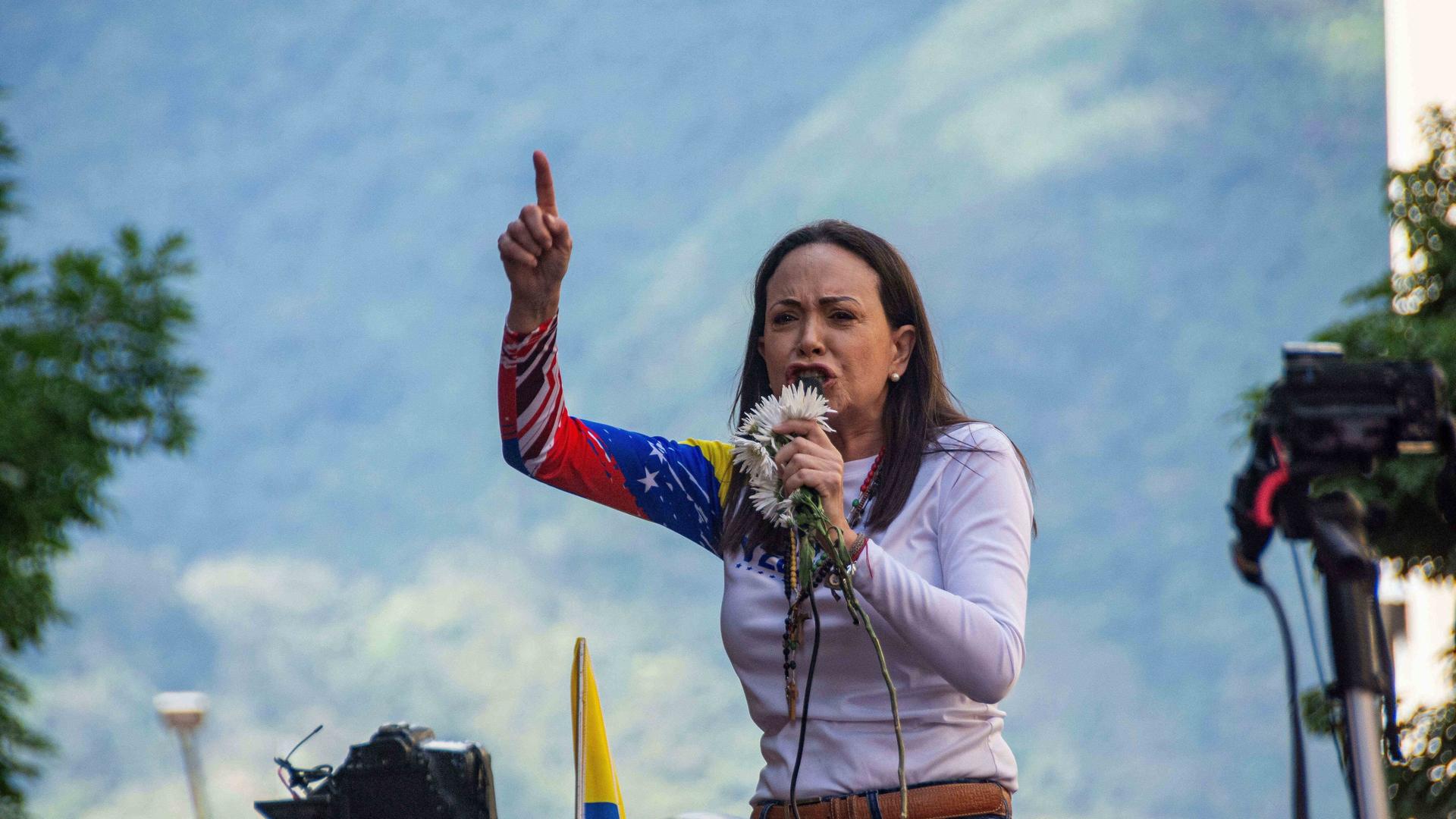 Januar 2025, Caracas, Miranda, Venezuela: Die Oppositionsführerin María Corina Machado tritt bei einer von ihr einberufenen Kundgebung der Opposition in den Straßen von Caracas auf Januar 2025, Caracas, Miranda, Venezuela: Die Oppositionsführerin María Corina Machado tritt bei einer von ihr einberufenen Kundgebung der Opposition in den Straßen von Caracas auf