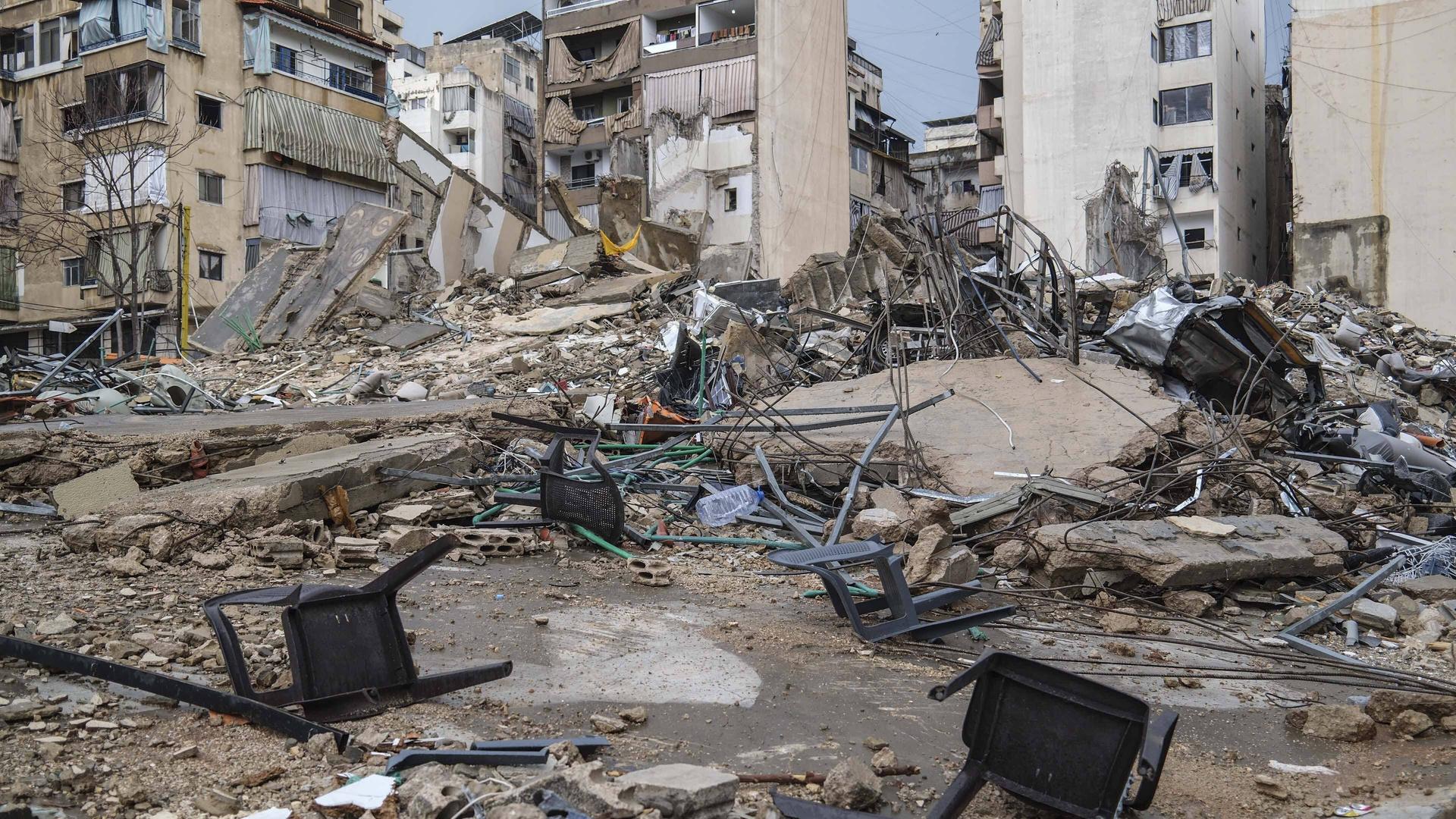 Israelische Angriffe haben Zewrstörungen in der libanesischen Hauptstadt Beirut verursacht Israelische Angriffe haben Zewrstörungen in der libanesischen Hauptstadt Beirut verursacht