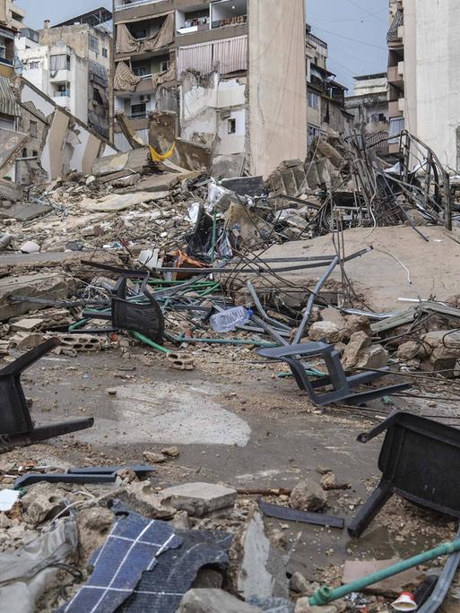 Israelische Angriffe haben Zewrstörungen in der libanesischen Hauptstadt Beirut verursacht Israelische Angriffe haben Zewrstörungen in der libanesischen Hauptstadt Beirut verursacht