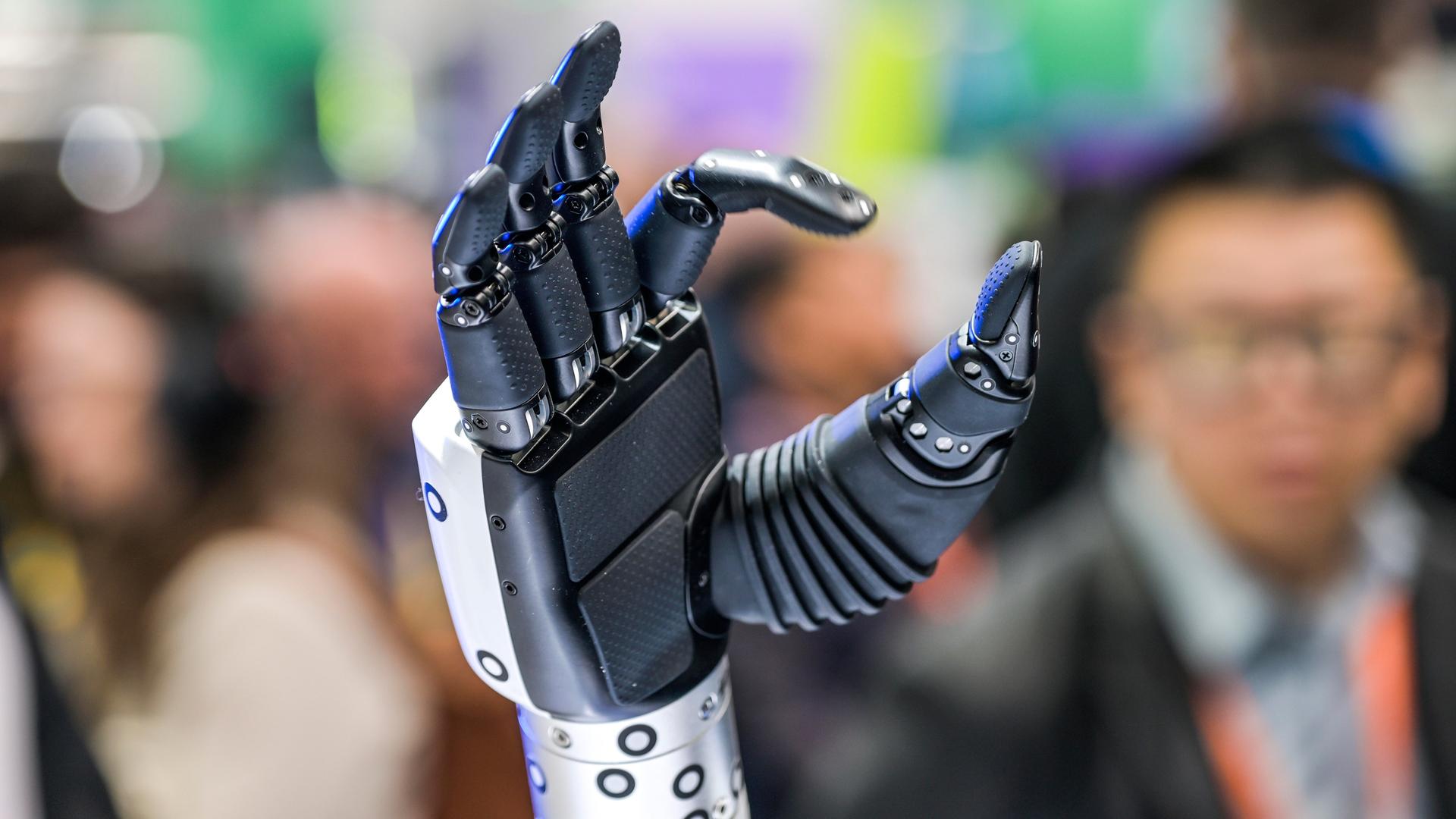 Ein humanoide Roboterhand