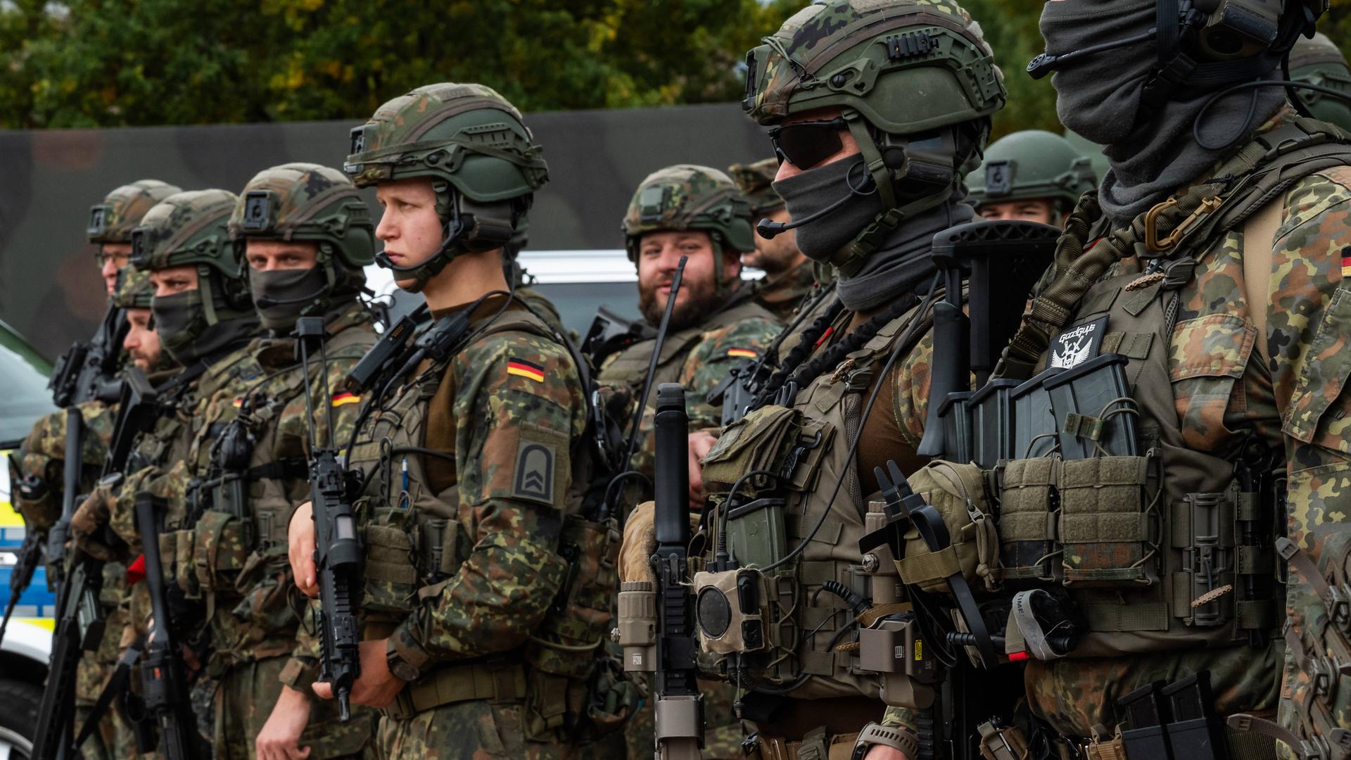 Bundeswehrsoldaten in Uniform