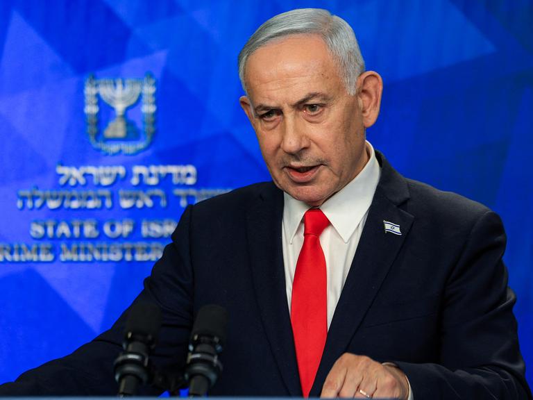 Israels Premierminister Benjamin Netanjahu spricht bei einer Pressekonferenz (Jerusalem, 15.06. 2026)