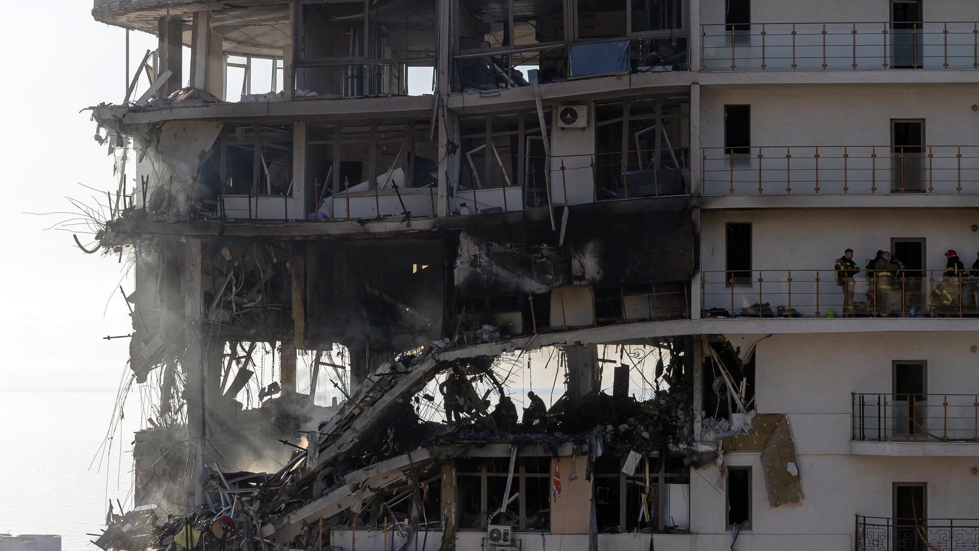 Ein zerstörtes Gebäude in Odessa nach einem russischen Angriff am 12. September