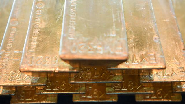 Übereinandergestapelte Goldbarren