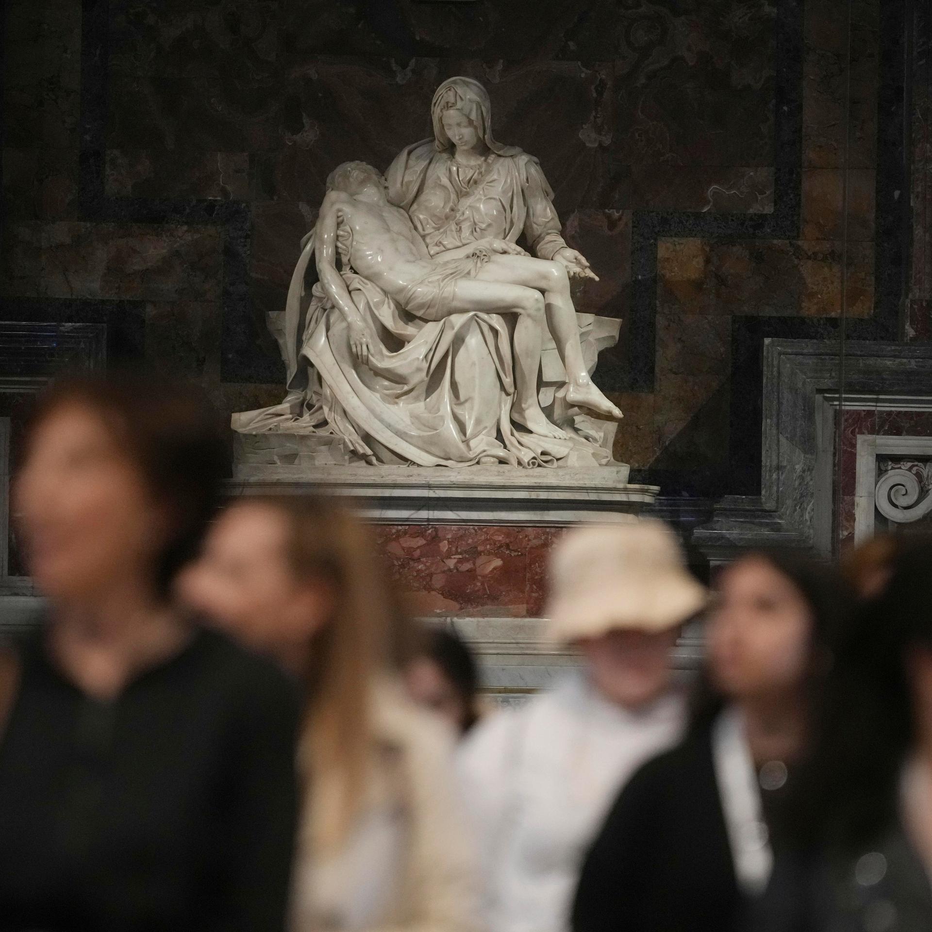 Michelangelos Pietà - "Wie ein lebendig Bild in hartem Fels"