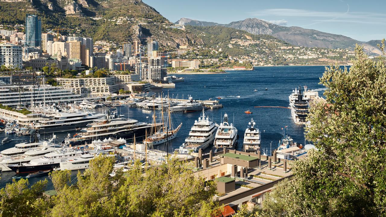 In Monaco, Monte Carlo, stehen Yachten von sehr wohlhabenden Menschen