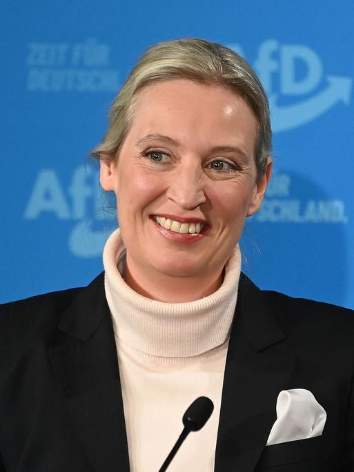 Alice Weidel (AfD) beim Wahlkampf in Heidenheim