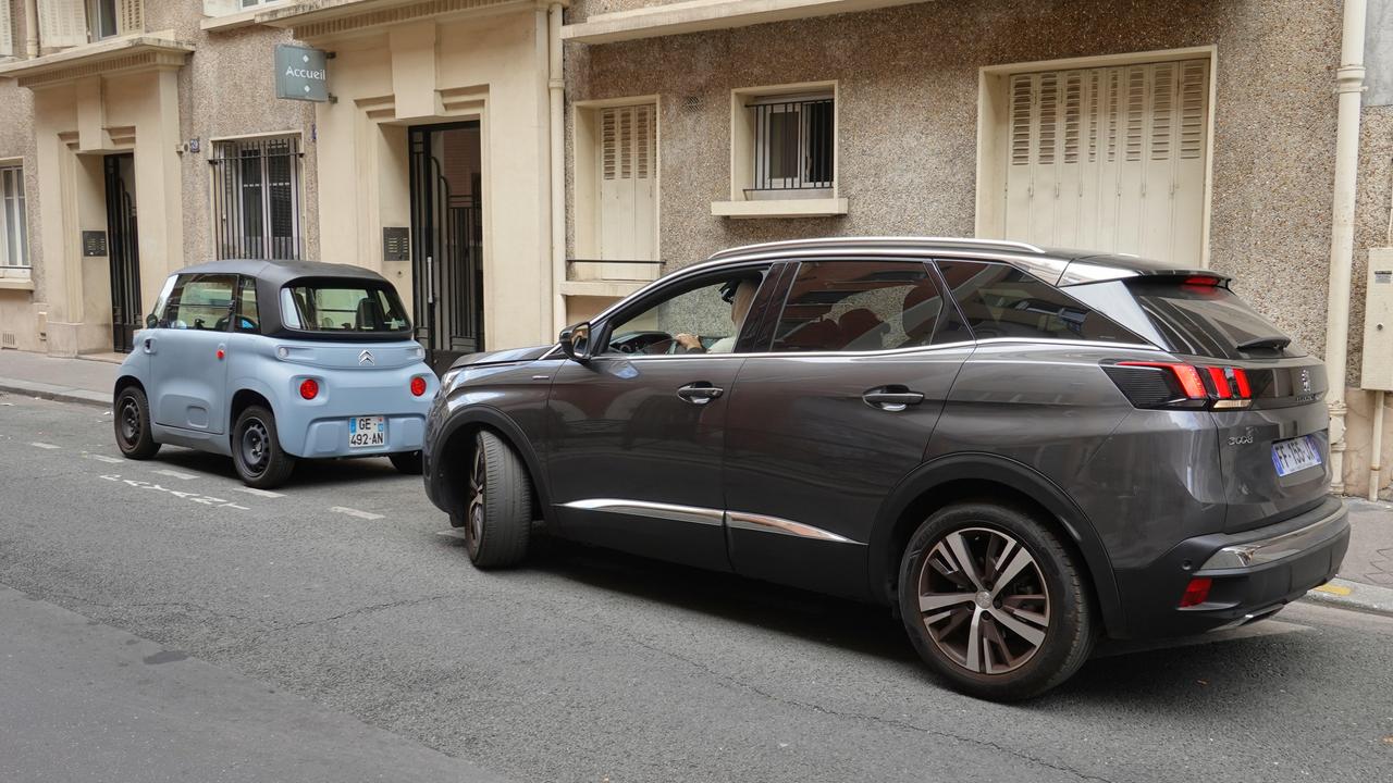 Luxus Suv Gesucht?  Espace Initiale Paris Angebote In Ganz Deutschland - 1wg1cke