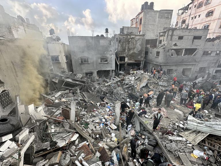 Zerstörte Gebäude in Jabalia im Gazastreifen