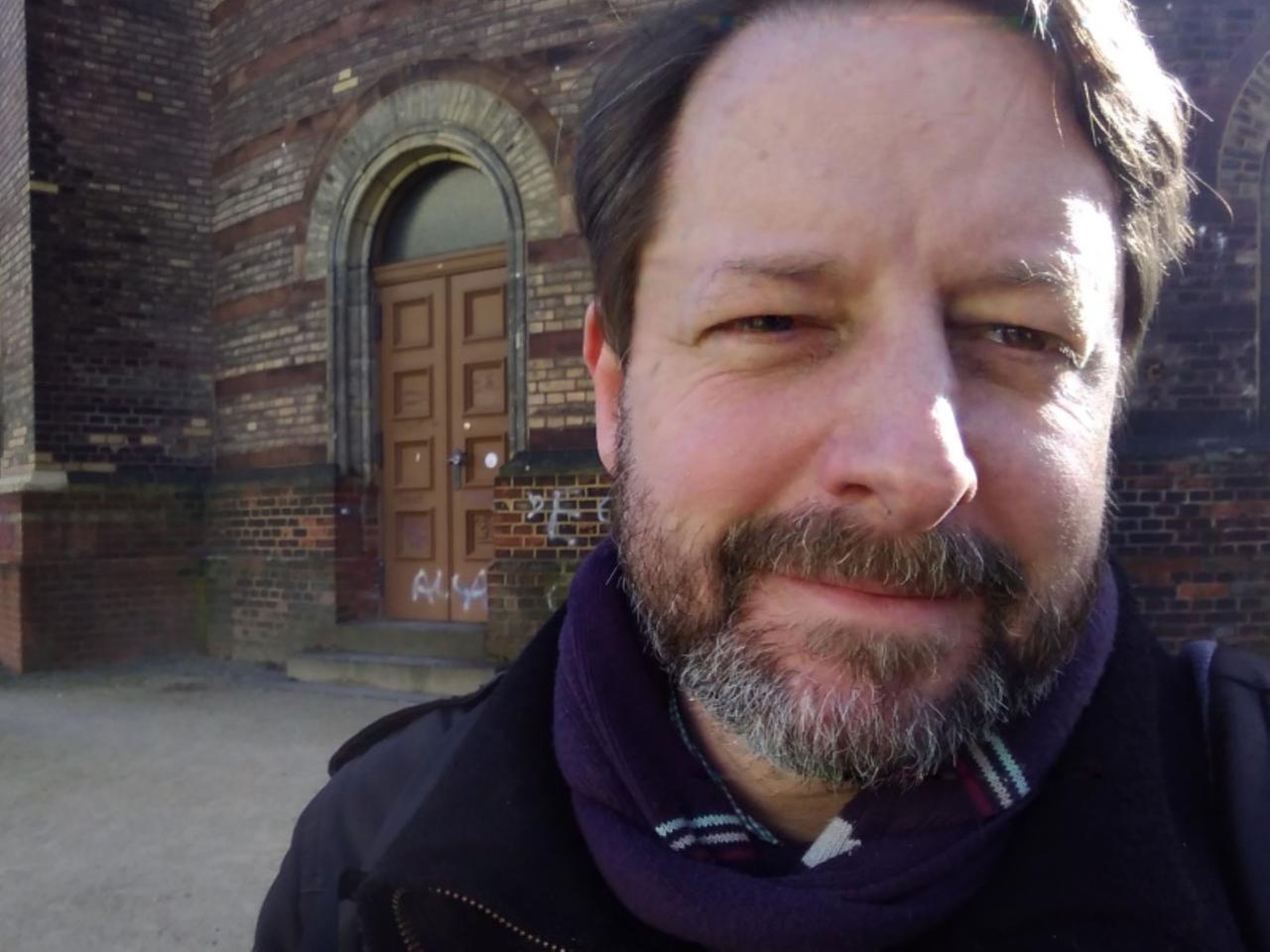 Michael Duszat, Autor von „Bashslap und Joyful schließen eine Abschiedspuppe an”