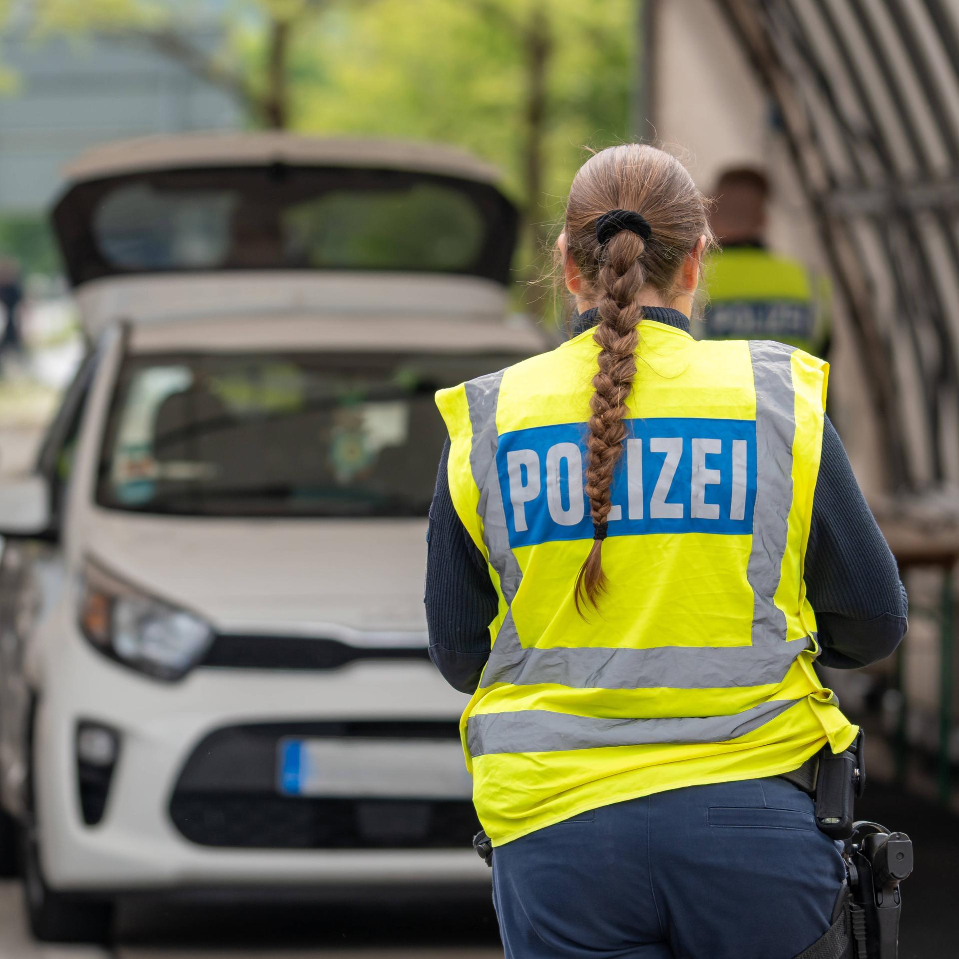 Interview mit Heiko Teggatz, Vors. Polizeigewerkschaft DPolG, zu Grenzkontrollen