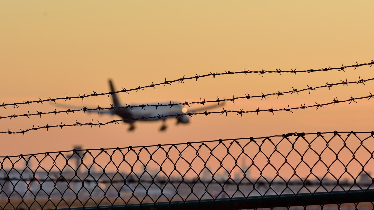 Abschiebung, Asyl, Ausreisepflicht: Faeser will schärfere Regeln