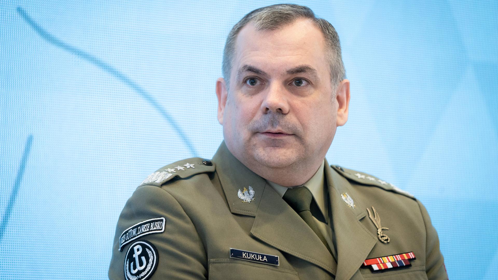 Zu sehen in einer Aufnahme von März 2022 ist Polens Generalstabschef Wieslaw Kukula.