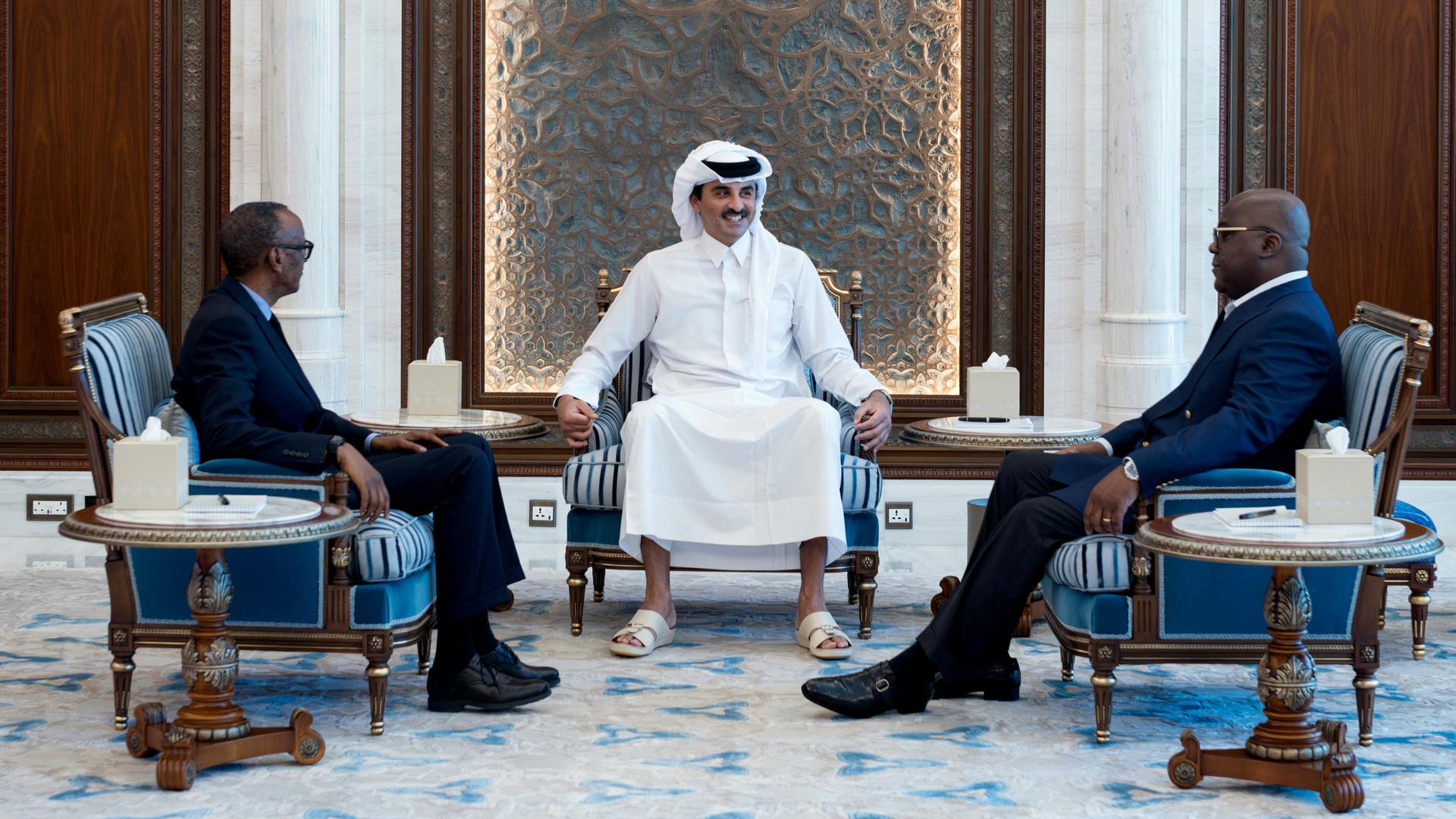 Der Emir von Katar, Al Thani, bei einem Treffen mit dem ruandischen Staatschef Paul Kagame und dem Präsidenten der Demokratischen Republik Kongo, Felix Tshisekedi, am 18. März 2025 in Doha. 