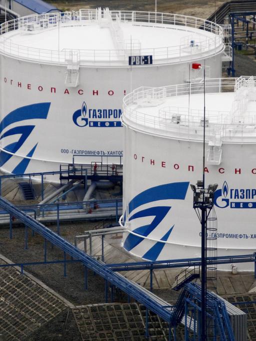Eine Gazprom-Gasaufbereitungsanlage in Khanty-Mansiysk in Russland.
