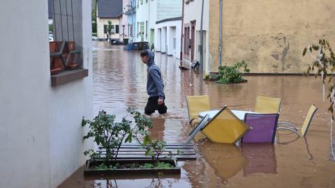 Aufgrund des Hochwassers der Blies in Ottweiler wurde die historische Altstadt geflutet. 