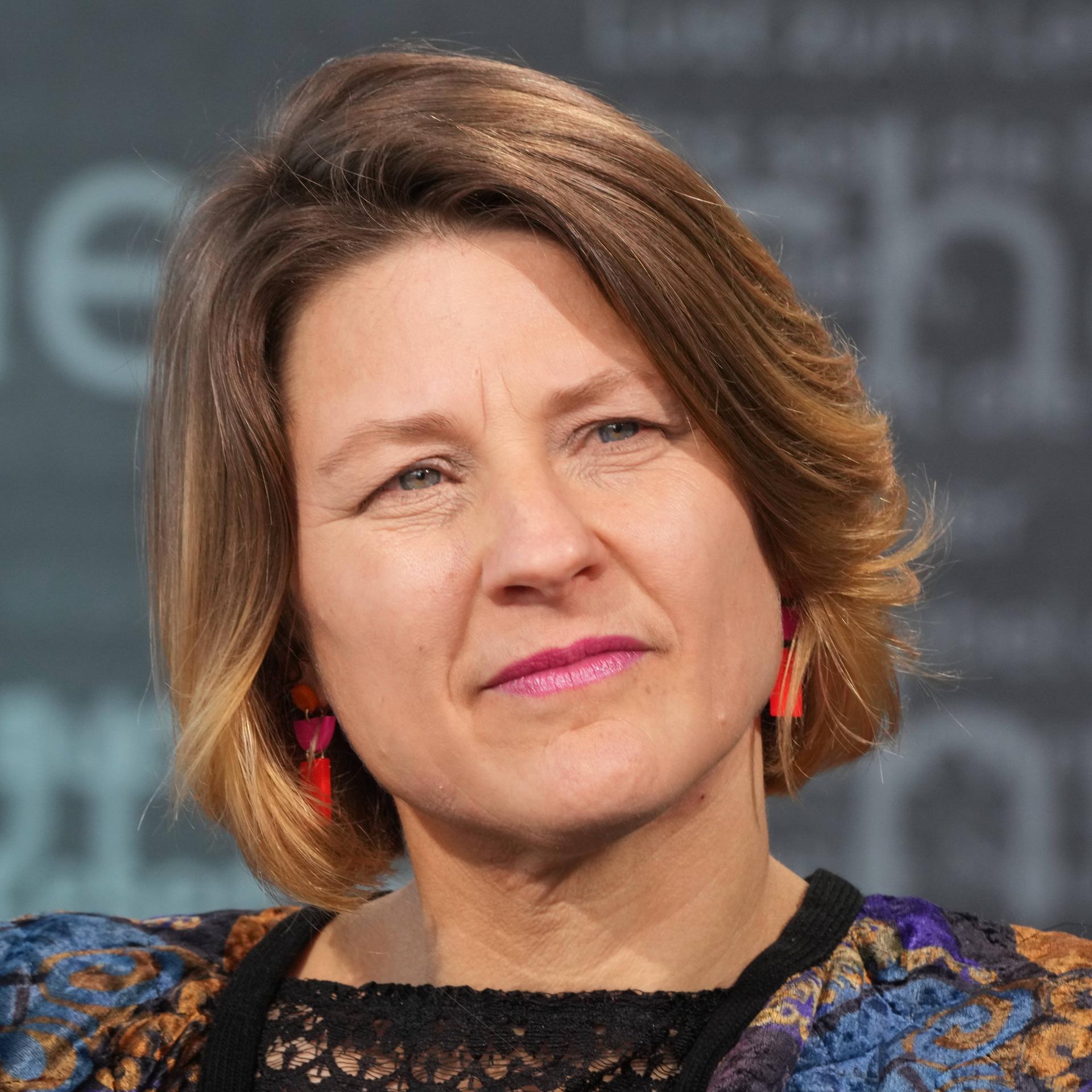 Autorin Dita Zipfel - Kinderwunsch und gestörte Ferienidylle