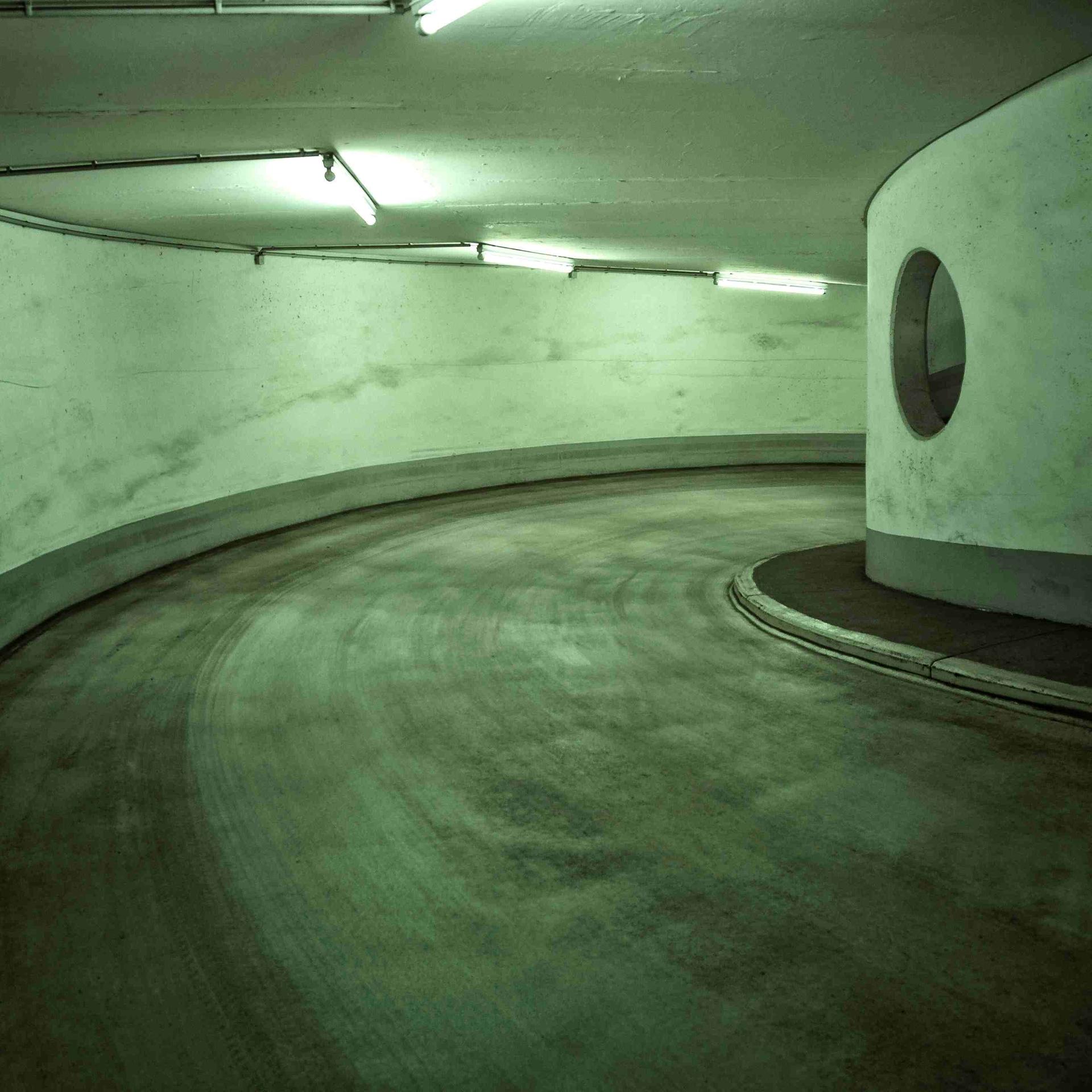 „Der Wachmann“ - Hörspiel-Thriller: Wachpersonal im Ausnahmezustand