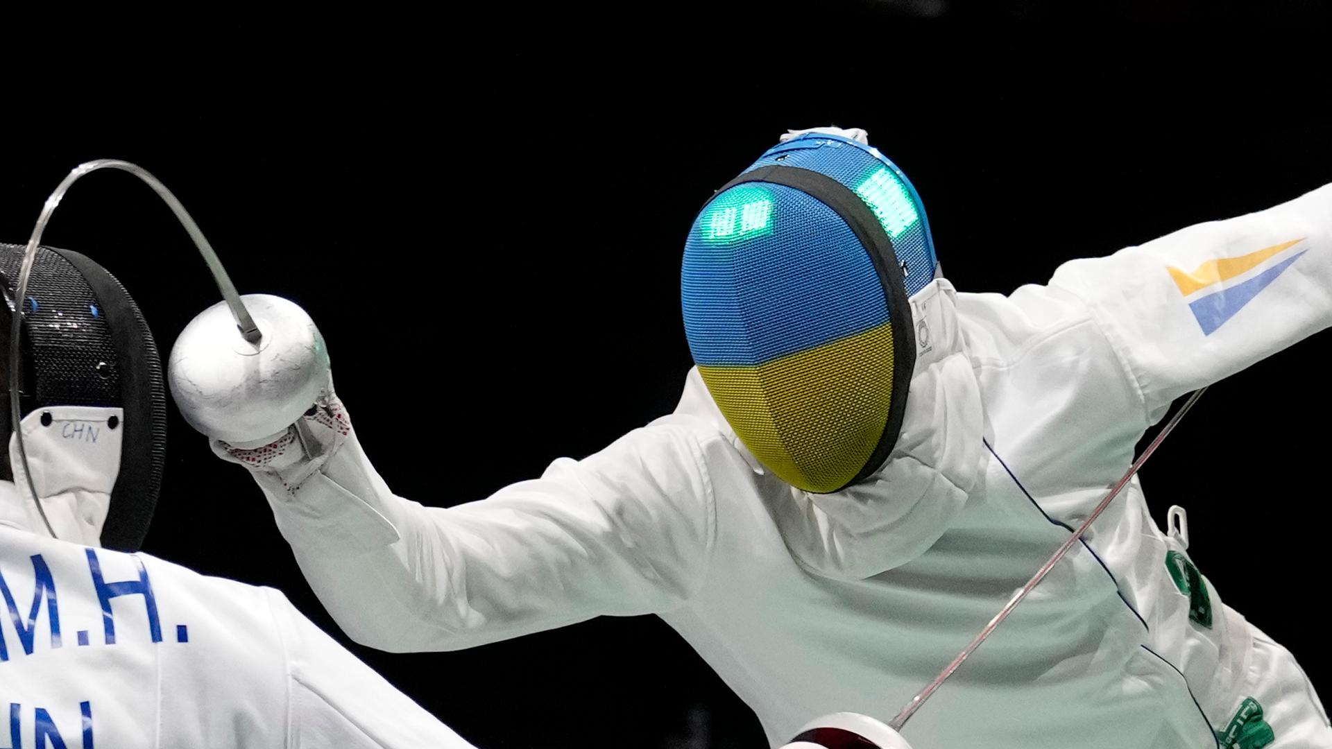 Der ukrainische Fechter Bogdan Nikishin im Einsatz bei den Olympischen Sommerspielen 2020 in Tokio. 