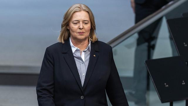 Das Bild zeigt Bundesarbeitsministerin Bärbel Bas (SPD).